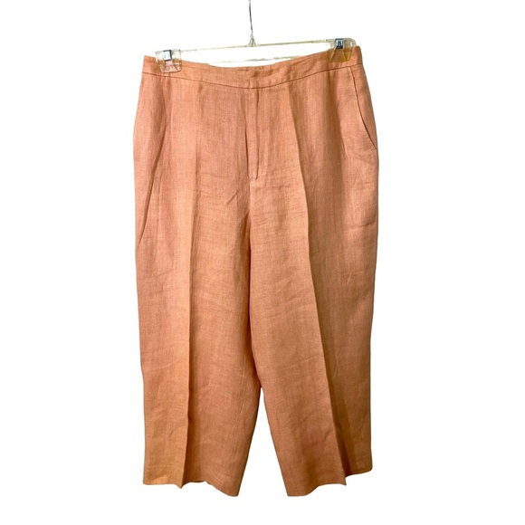 Ellen Tracy Pants - ELLEN TRACY LADYS LINEN CAPRIS, SIZE 12 INSEAM 22”.☑️